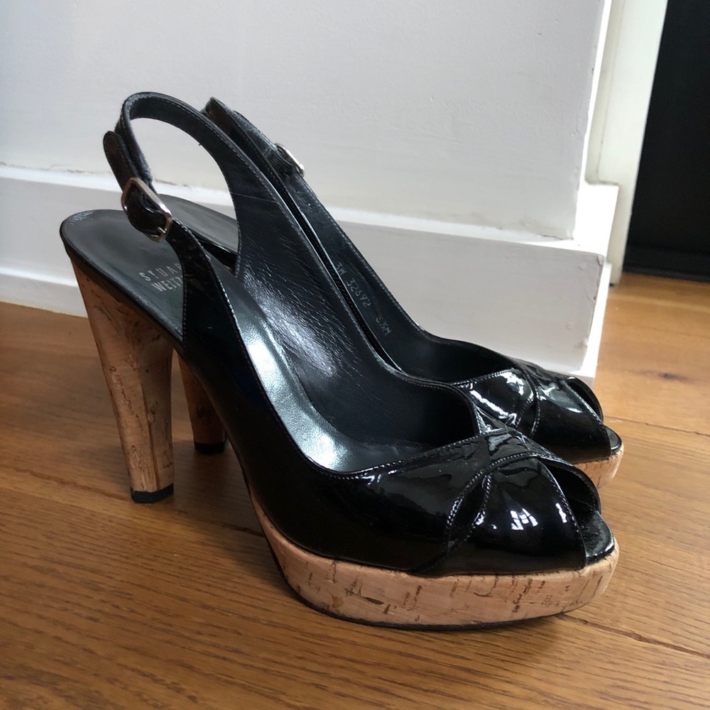 Stuart Weitzman; Exsling- Black patent